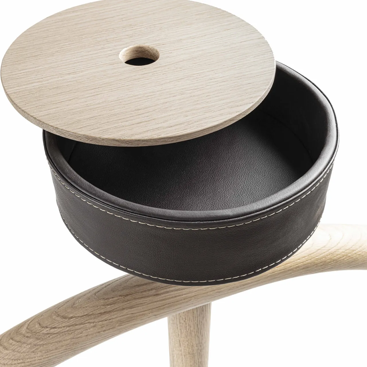 Durame Coat Stands<Patrick Oak Wood with Black Marble Base Valet Stand