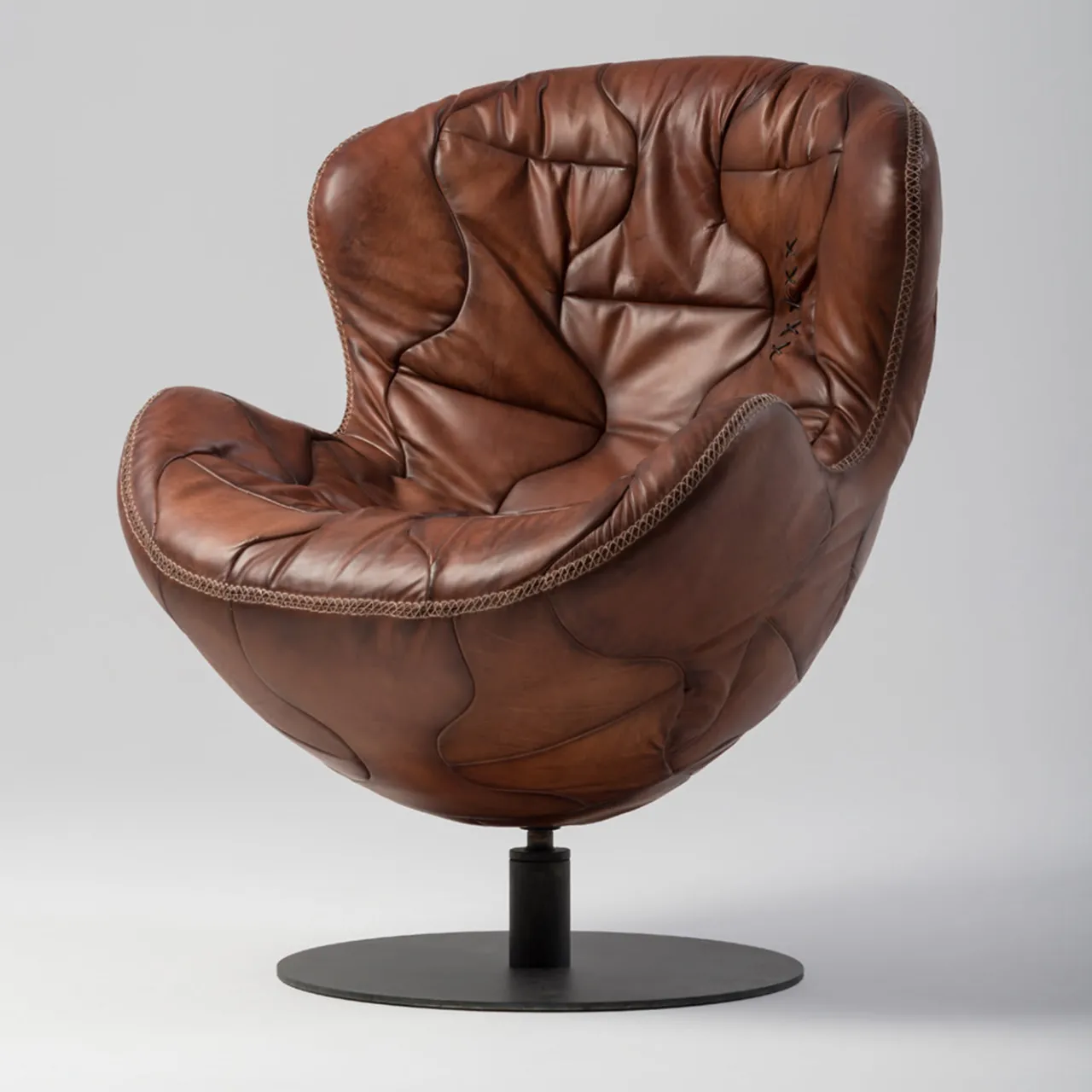 Mantellassi 1926 Armchairs<Pelè hand-patinated brown Crust leather swivel armchair