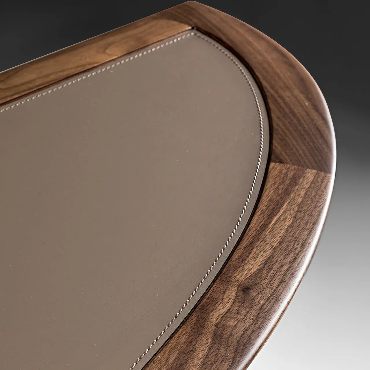 Annibale Colombo Consoles<Pico Console by Ivano Colombo
