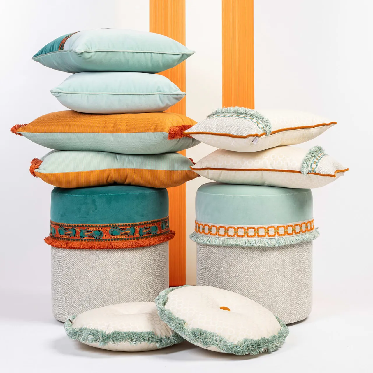 l'Opificio Ottomans & Poufs<POPHUG Pouf Limited Edition by Pistacchio&Caffé #2
