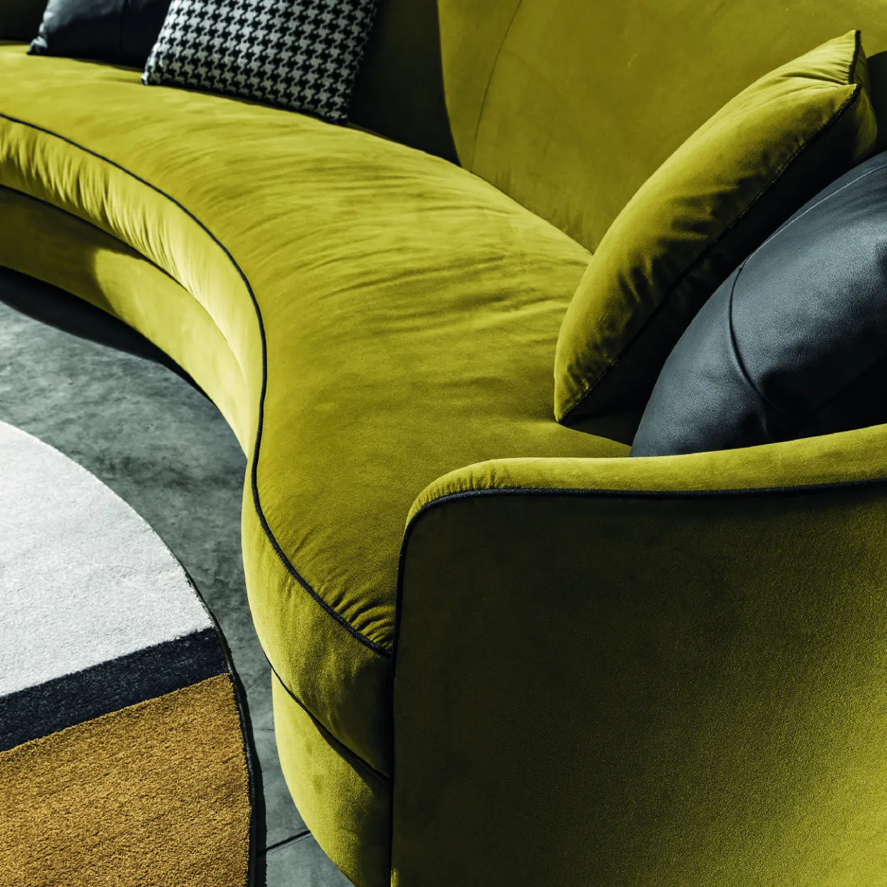 Meroni & Colzani Sofas<Positano Sofa