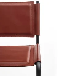 Enrico Pellizzoni Chairs<Pris Red Leather Chair
