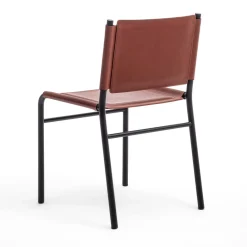 Enrico Pellizzoni Chairs<Pris Red Leather Chair