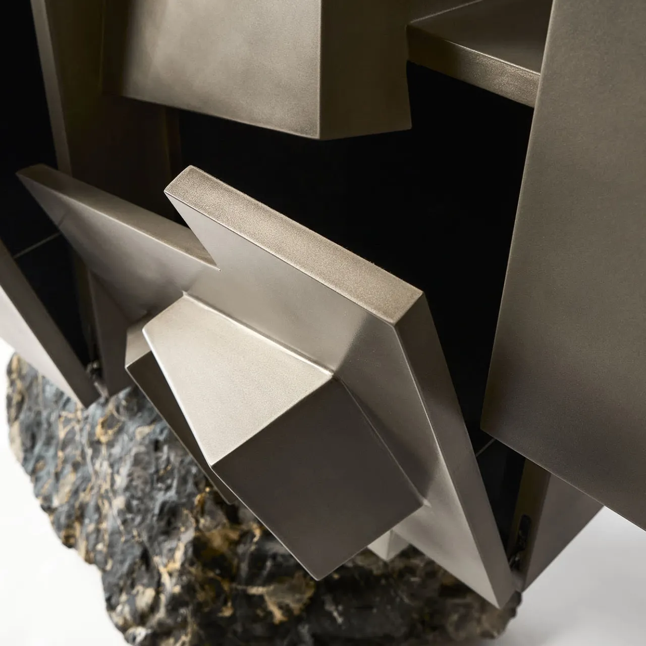 Francesco Maria Messina Cabinets<Pyrite Cabinet