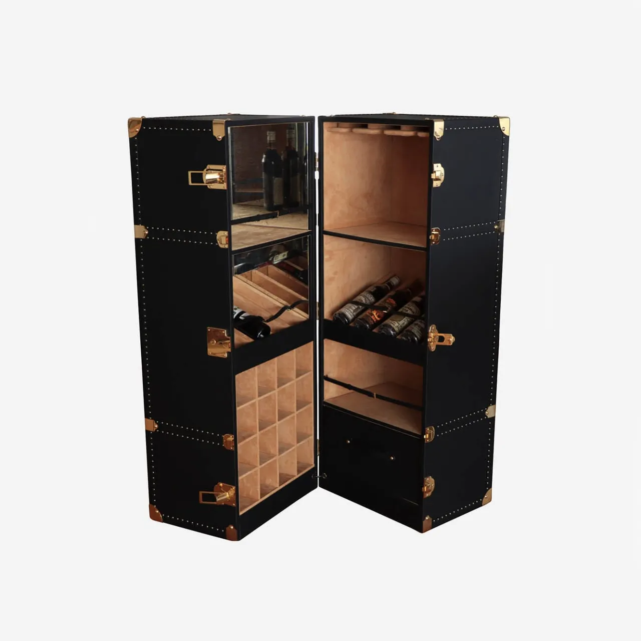 Terrida Trunks<Regale Wheeled Black & Gold Steamer Bar Trunk