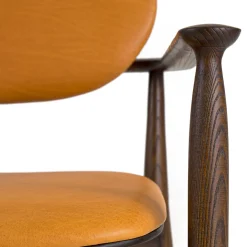 Borzalino Lounge Chairs<Regina Light Brown Oak Lounge Chair with Leather Upholstery
