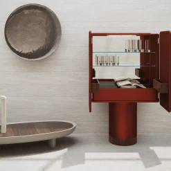 Ultramobili Bar Cabinets<Regis 2-Door Coppery Bar Cabinet