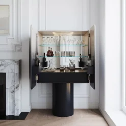 Ultramobili Bar Cabinets<Regis 2-Door Gradient Bar Cabinet