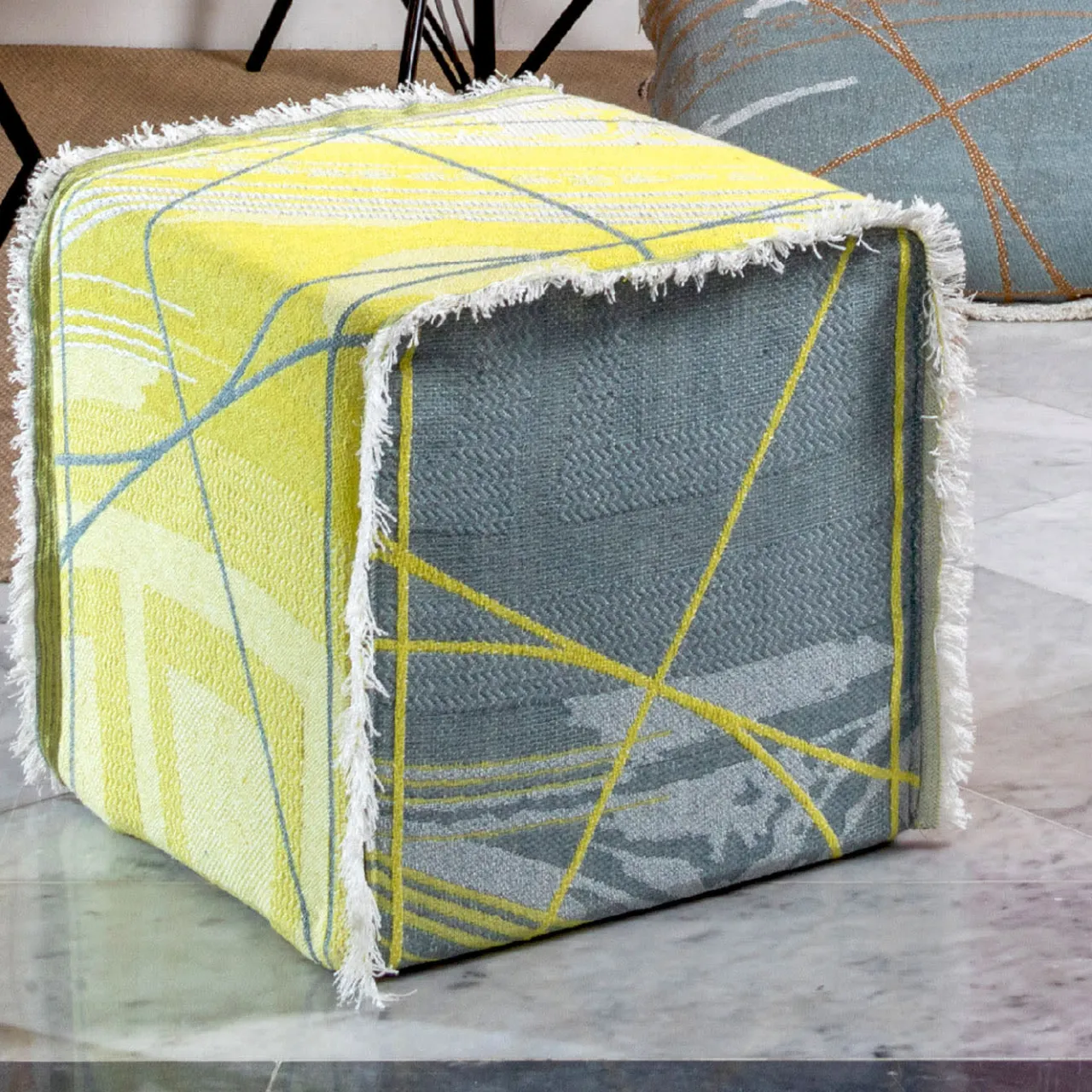 Effimero Barocco Ottomans & Poufs<Reverso Fringed Cedar Yellow & Blue/Seaweed Green Jacquard Pouf