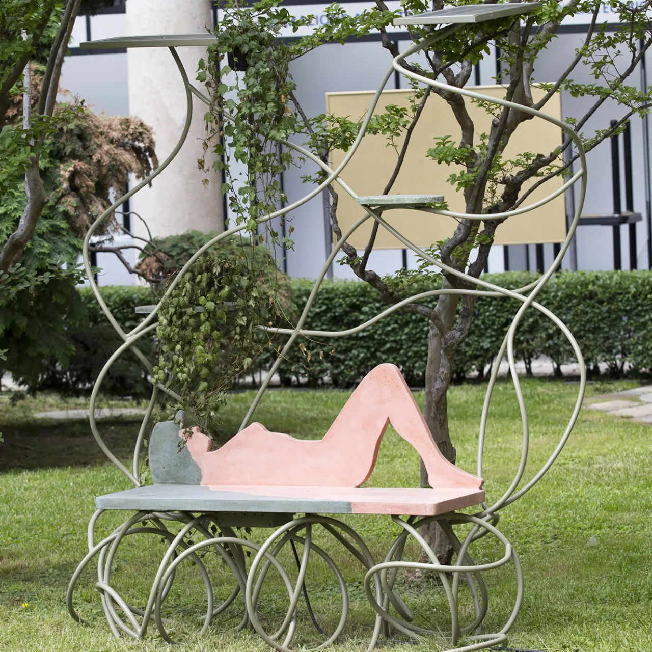 Carla Milesi di Gresy Benches<Ricciolina Bench