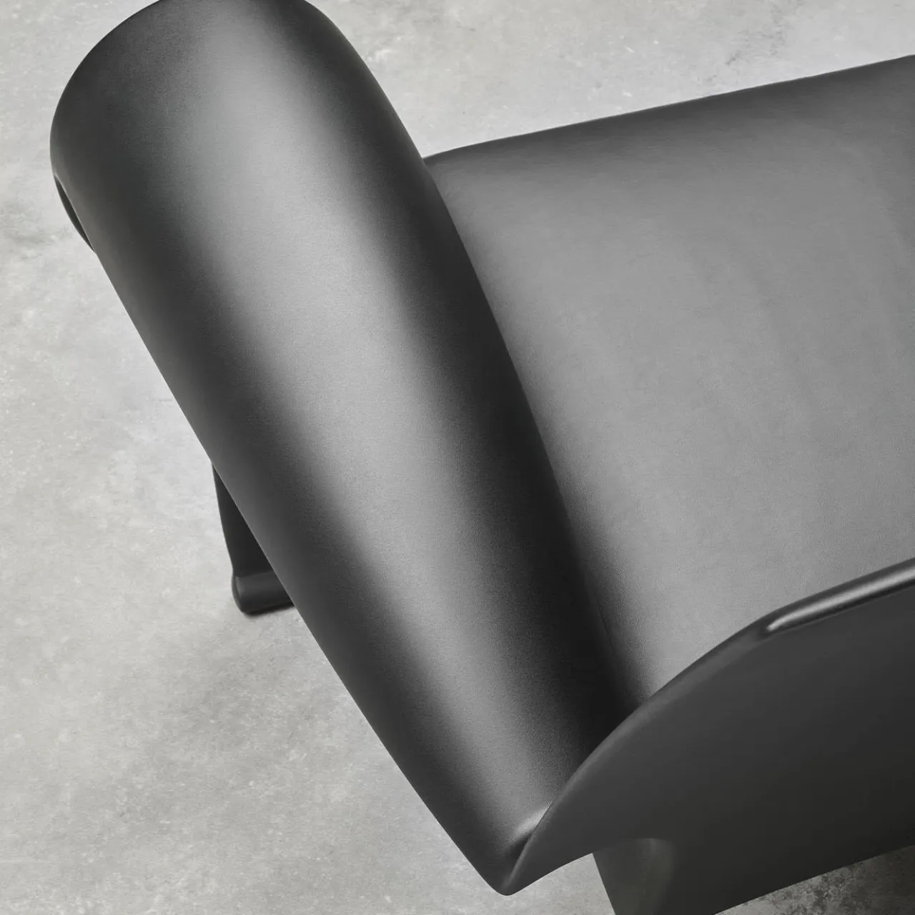 Baleri Italia Armchairs<Richard III Black Armchair by Philippe Starck