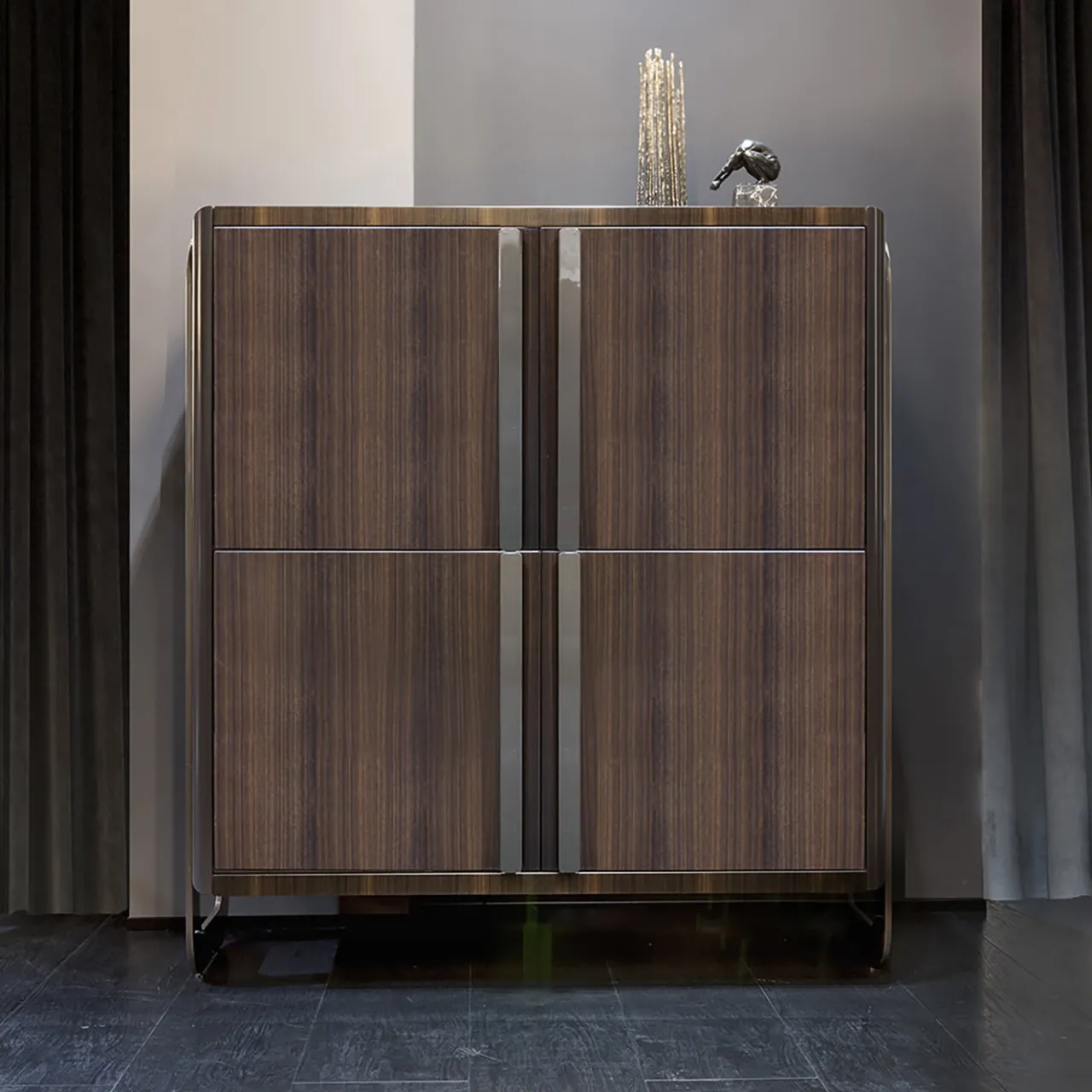 Minotti Collezioni Bar Cabinets<Ring Bar Cabinet