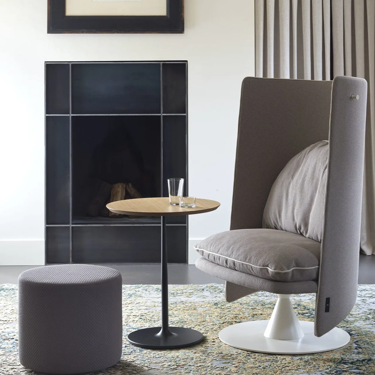 Sitia Armchairs<Roma284 Gray Fabric And White Conical Base Armchair
