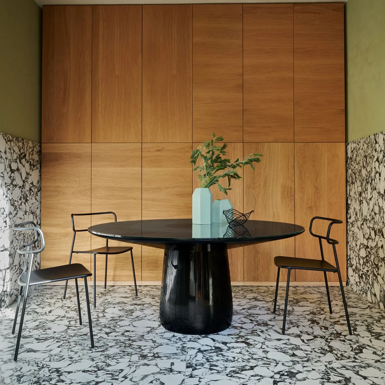 Baleri Italia Dining Tables<Roundel Black Crystal Dining Table by Claesson Koivisto Rune