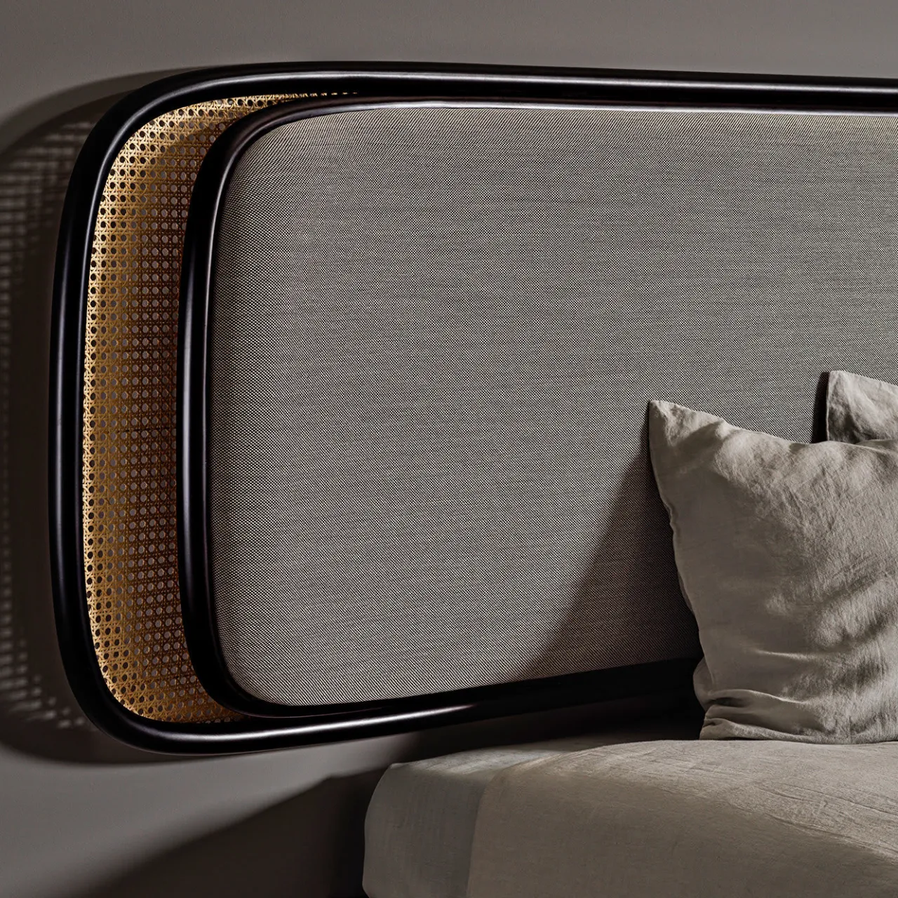 Gebrüder Thonet Vienna GmbH (GTV) – Wiener GTV Design Beds<Rue Headboard by GamFratesi