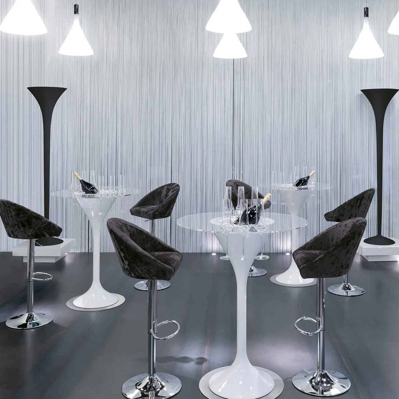 VGnewtrend Bar Stools<Rusty Black Velvet Bar Stool