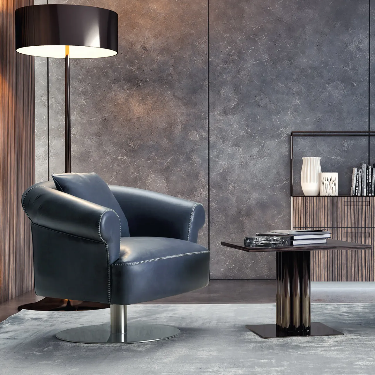 Living Couture Armchairs<Saint Louis Swivel Armchair