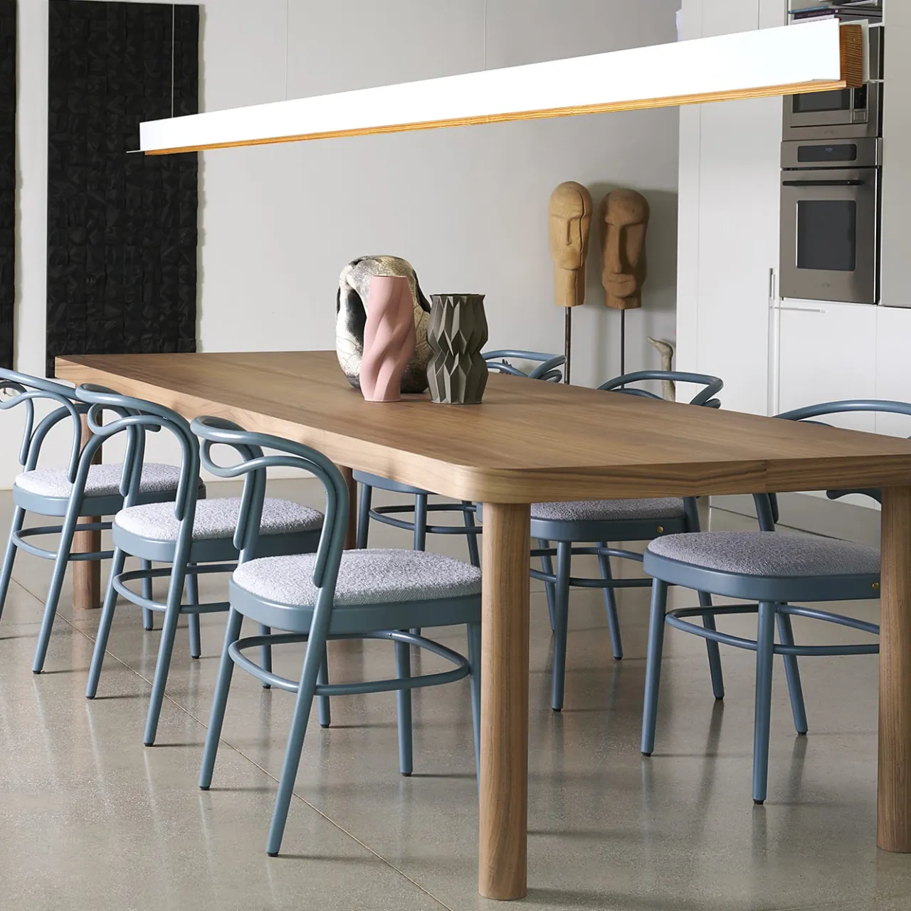 Gebrüder Thonet Vienna GmbH (GTV) – Wiener GTV Design Dining Tables<Saüle Canaletto Walnut Dining Table