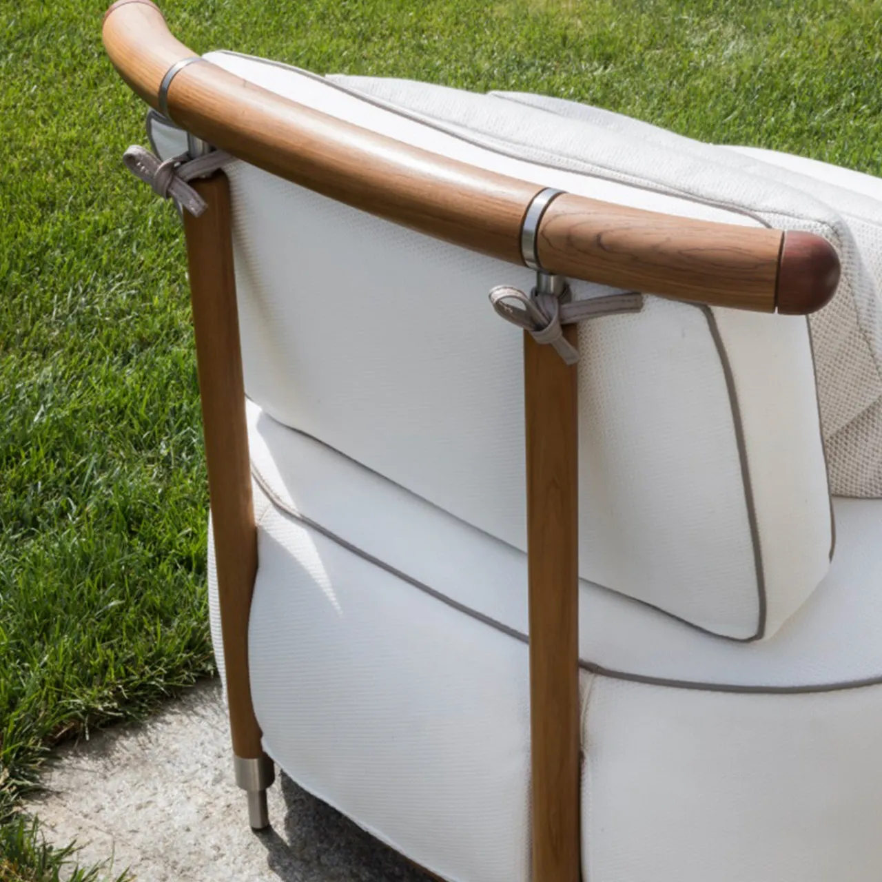 Annibale Colombo Outdoor Armchairs<Salvia Armchair by Giovanna Azzarello