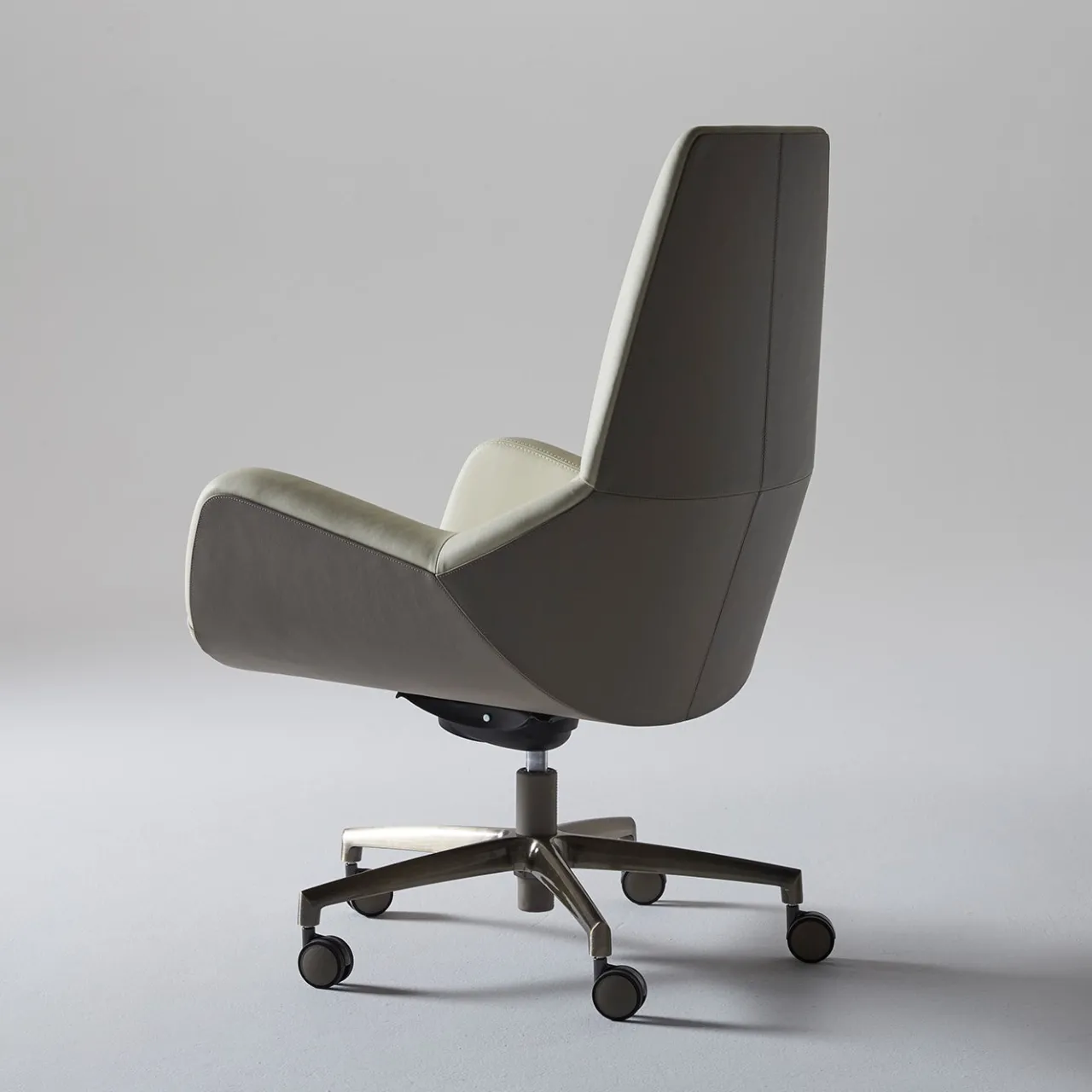 Casa Covre Office Chairs<Sanremo Swivel Beige & Taupe Office Armchair on Castors