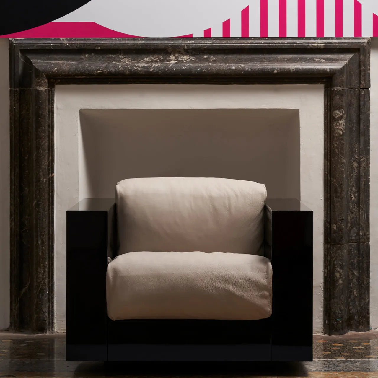 Poltronova Armchairs<Saratoga White Armchair by Lella and Massimo Vignelli