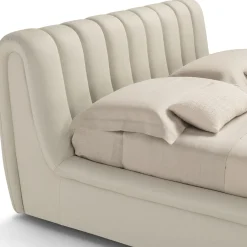 Franco Ferri Beds<Scervino 1909 White Leather Bed with Storage Option
