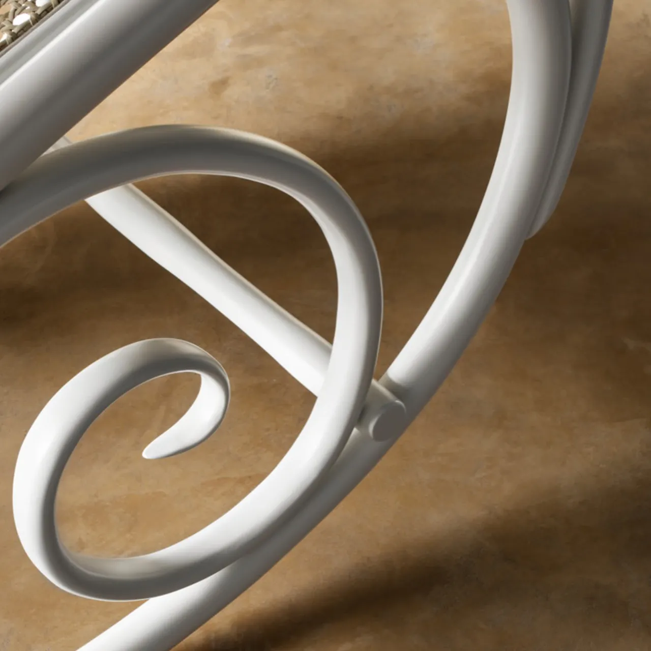 Gebrüder Thonet Vienna GmbH (GTV) – Wiener GTV Design Armchairs<Schaukelstuhl White Rocking Armchair by Gebrüder Thonet
