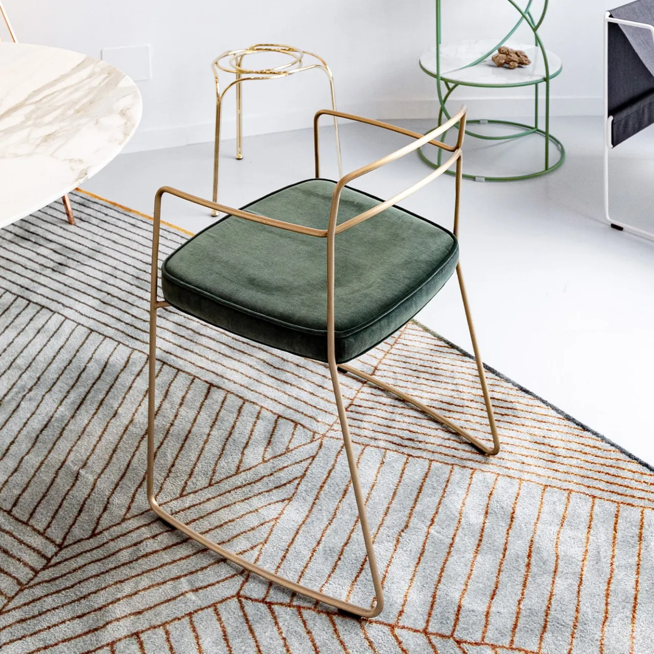 Enrico Girotti Chairs<SEIDECIMI AUREO GREEN HAND BRUSHED BRASS CHAIR