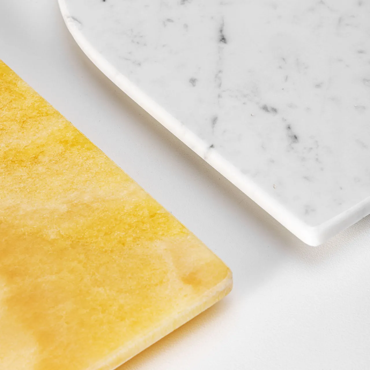 Splot Design Side Tables<Shedir Astrid White Marble Side Table