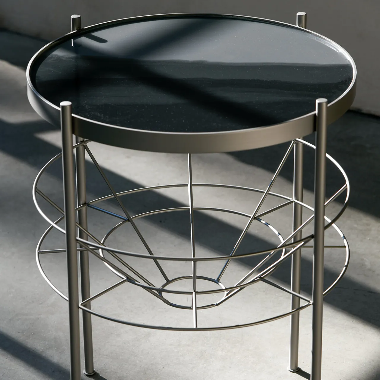 DalMoto Side Tables<Silo Side Table