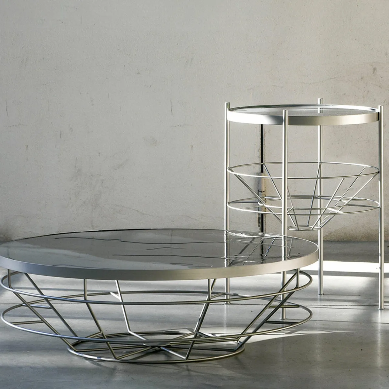 DalMoto Side Tables<Silo Side Table