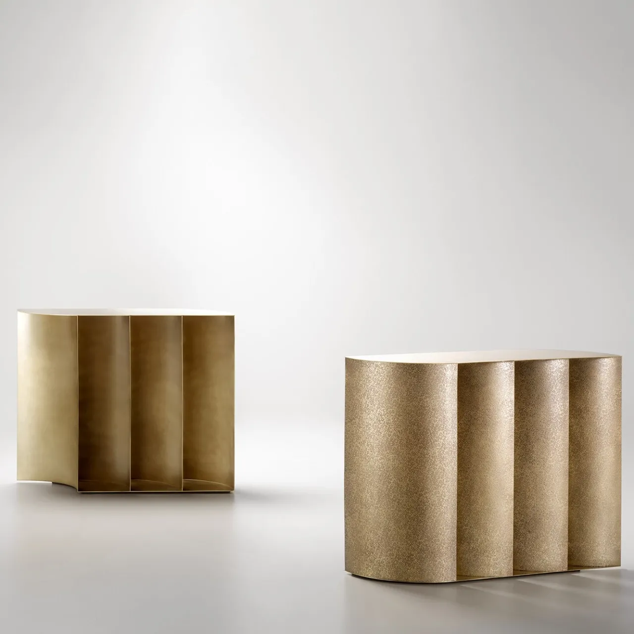 De Castelli Consoles<Sinestesia Brushed Brass Console by TIPSTUDIO