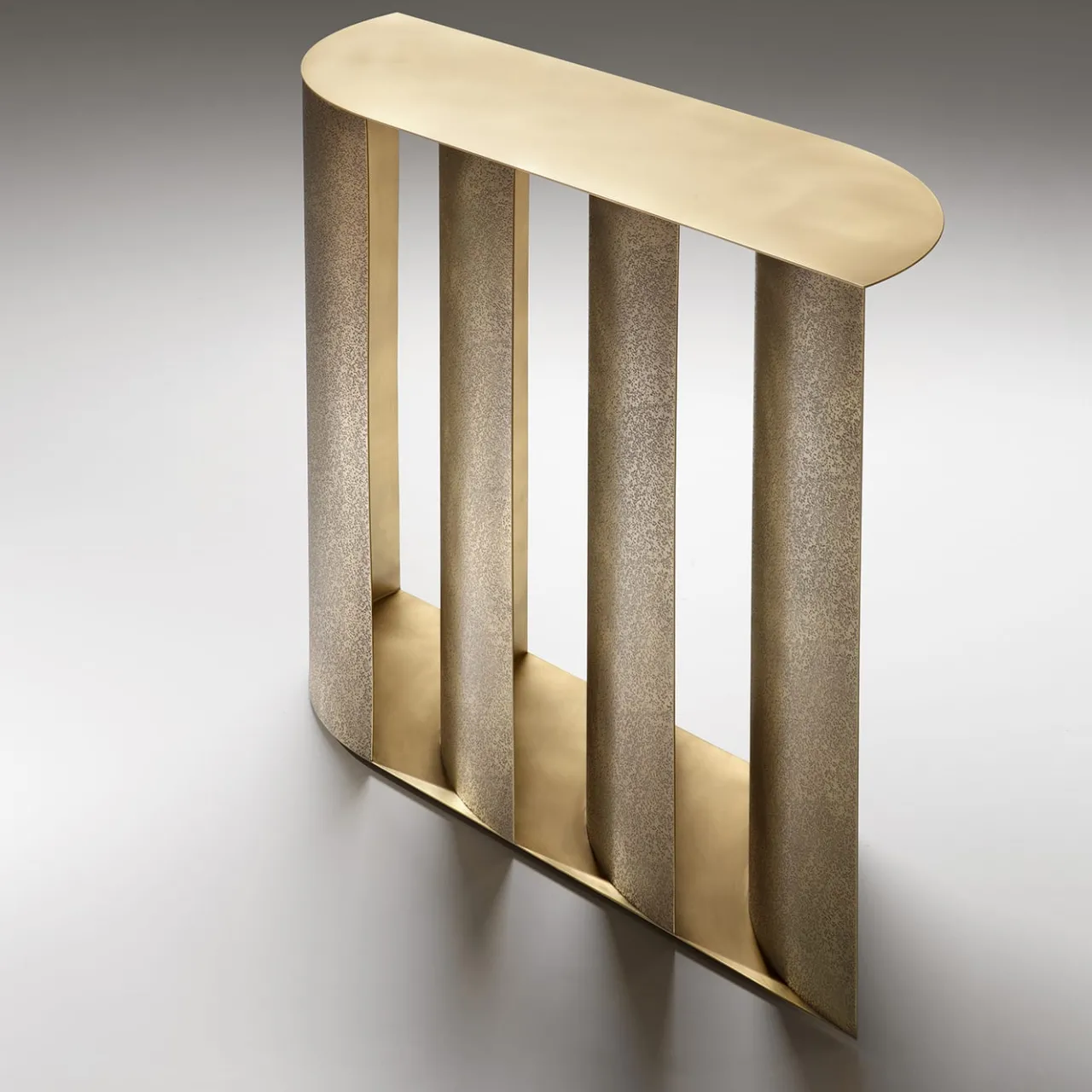 De Castelli Consoles<Sinestesia Brushed Brass Console by TIPSTUDIO