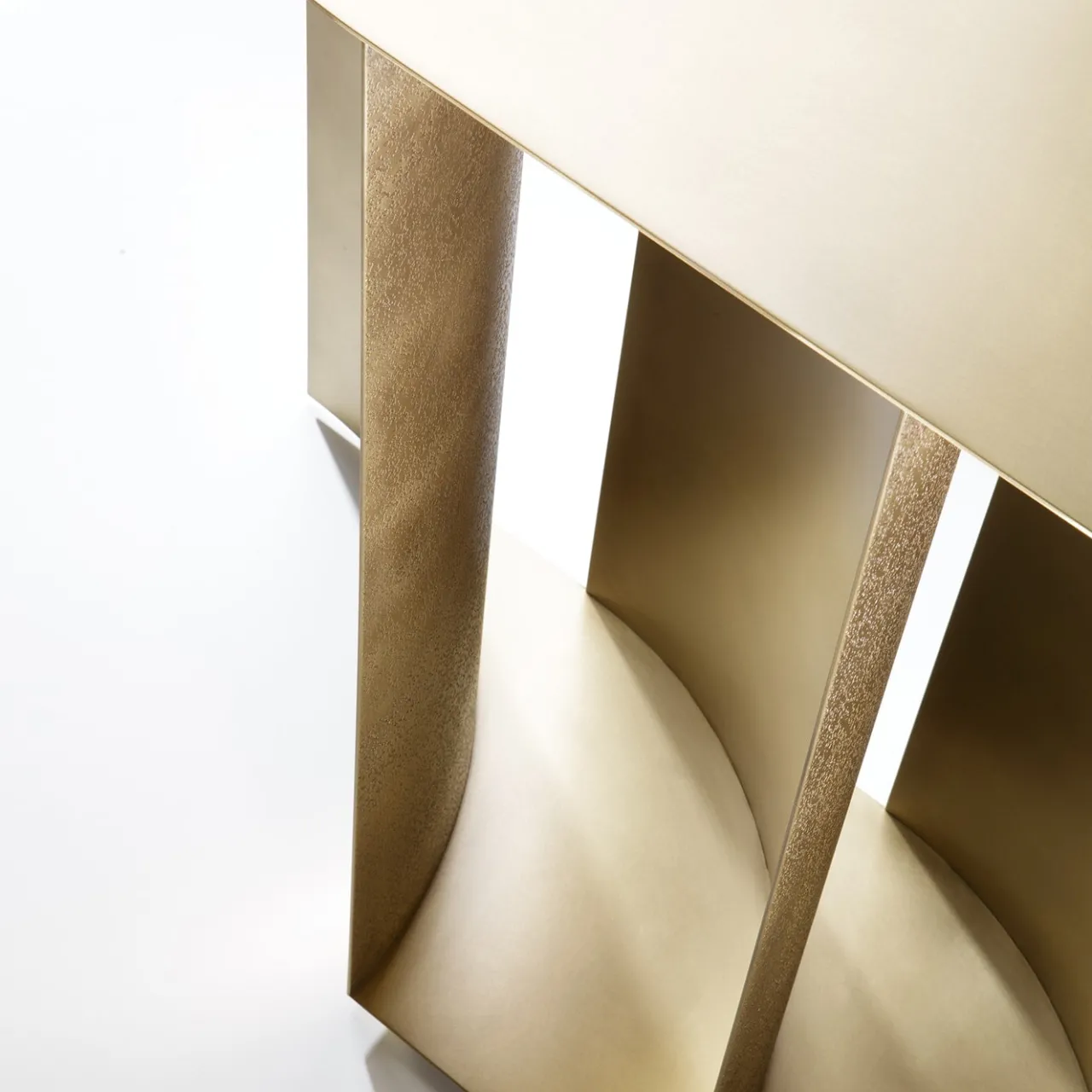 De Castelli Consoles<Sinestesia Brushed Brass Console by TIPSTUDIO