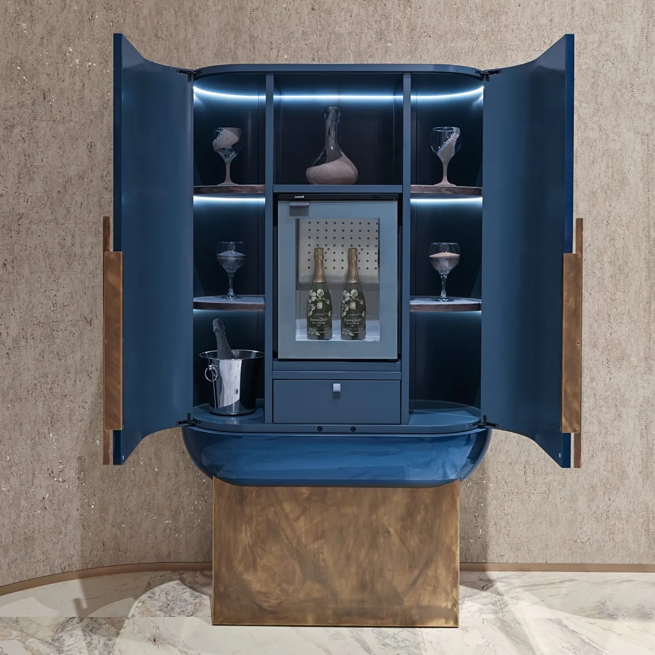 Visionnaire Bar Cabinets<Siona Blue Polished Lacquered Wood And Leather Bar Unit