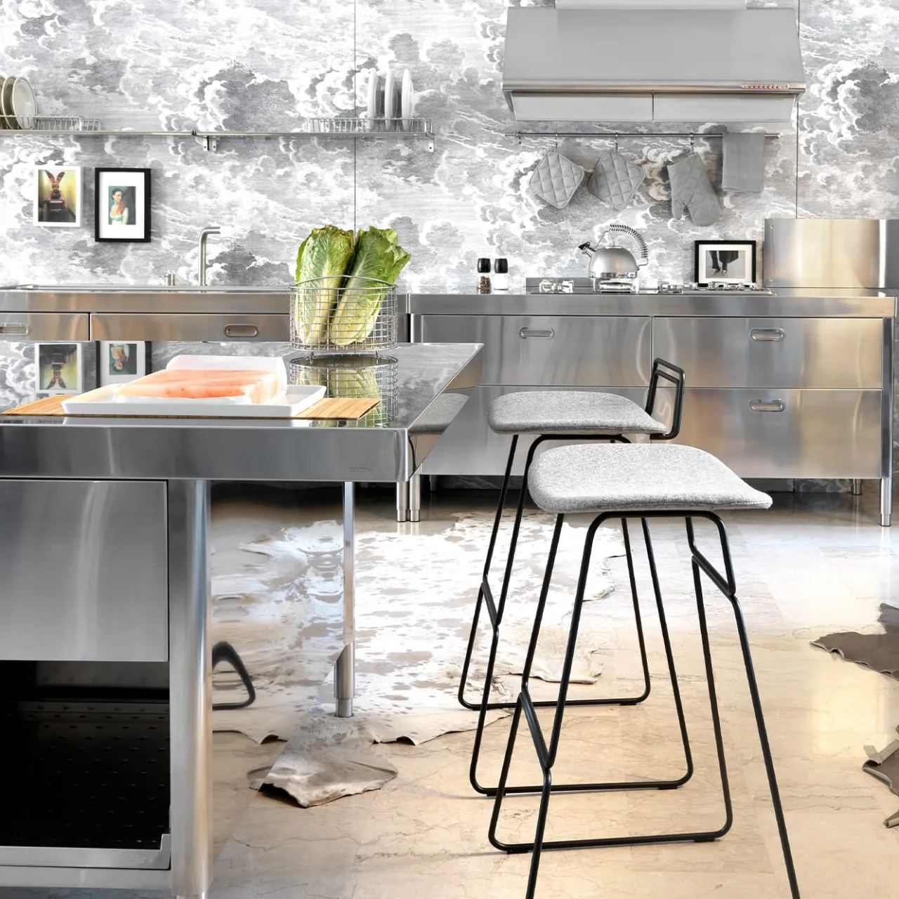 Sitia Bar Stools<Sketch Bar Stool with Backrest