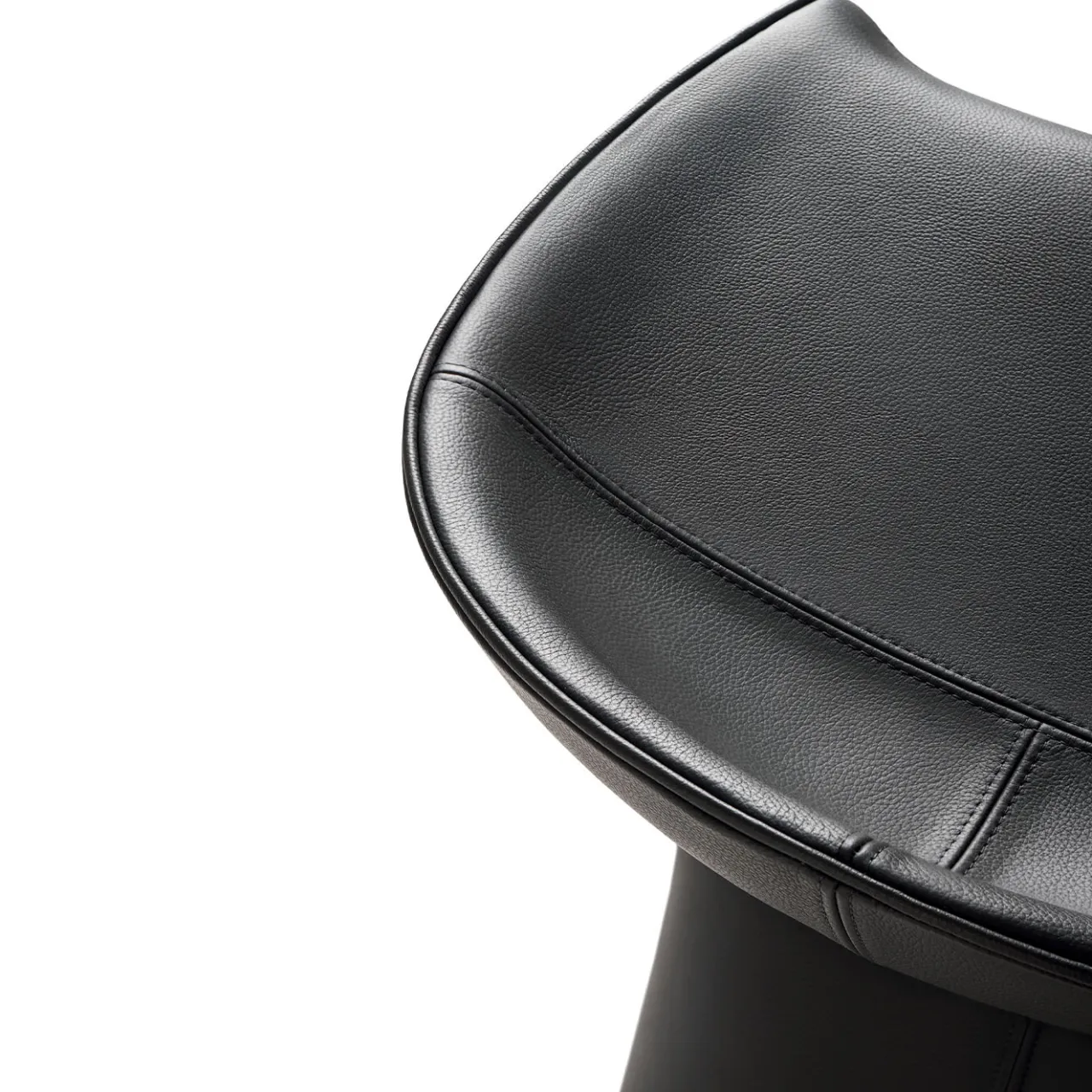 Giorgetti Bar Stools<Skirt Black Bar Stool