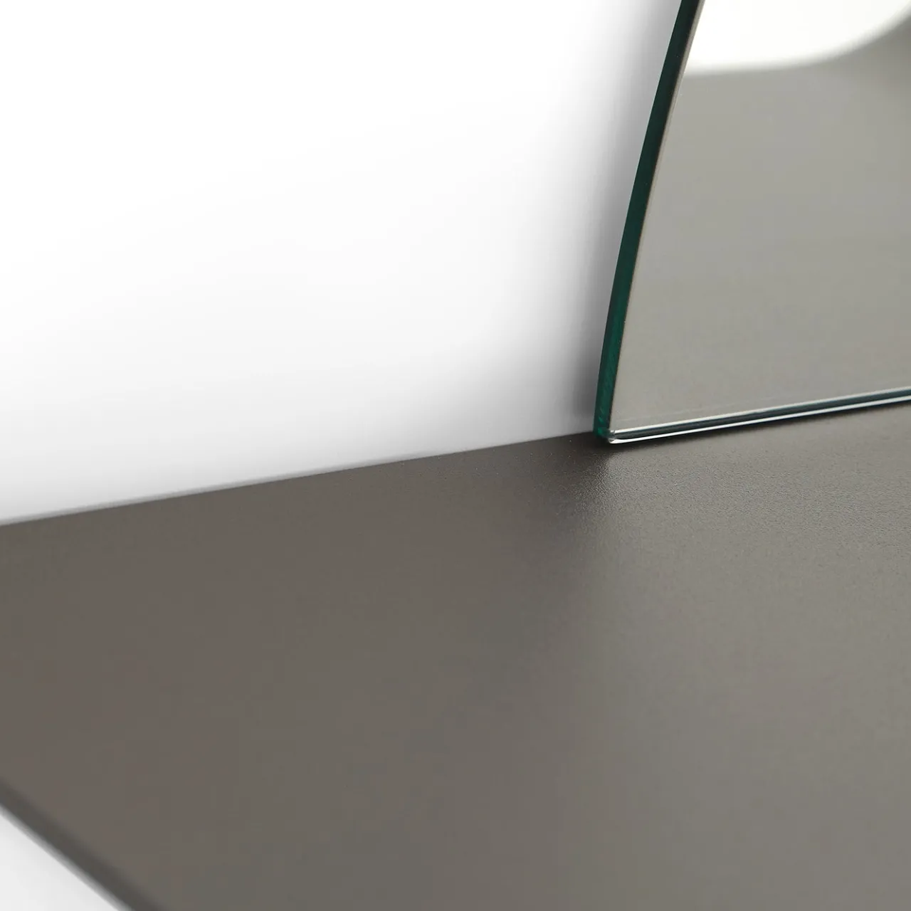 Morica Design Shelves<Snail Angled Shelf