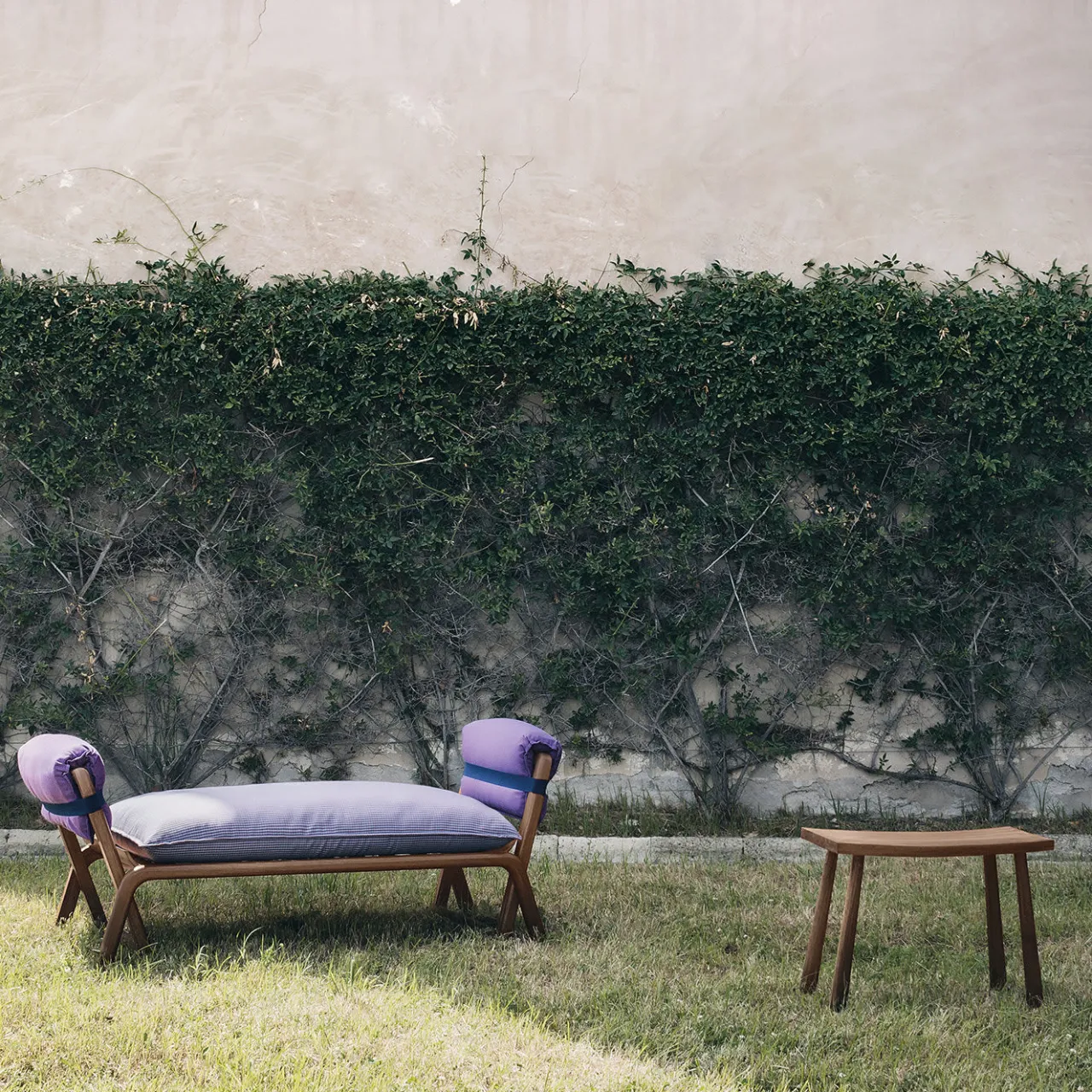 Rubinacci Napoli Stools<Sosta canaletto walnut bench