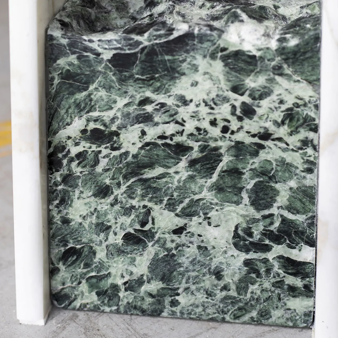 Stone Stackers Consoles<SSC103 Calacatta Oro Marble Console