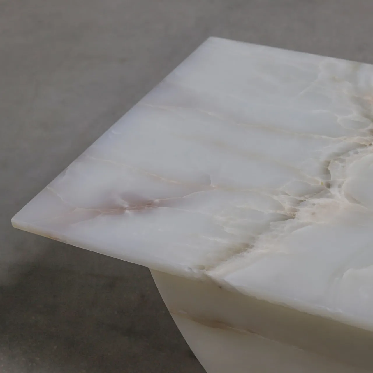 Stone Stackers Coffee Tables<SST017-1 White Onyx Marble Coffee Table