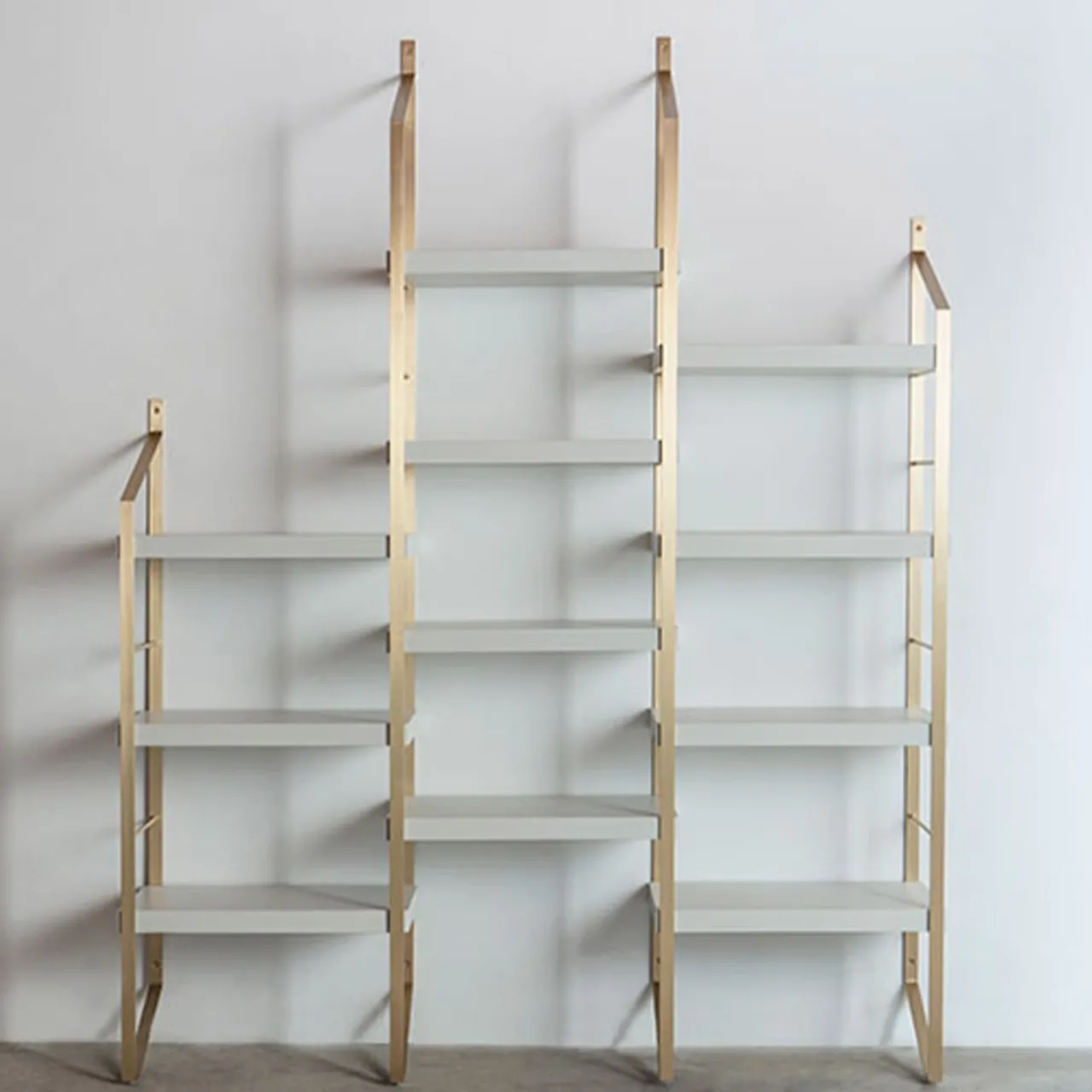 Medulum Bookcases<Step Bookcase