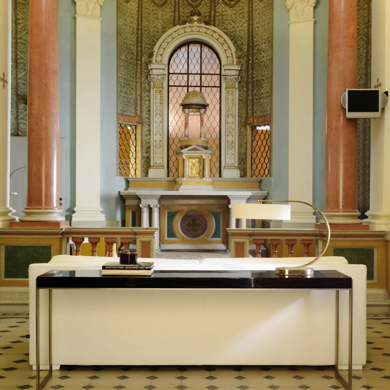 DOM Edizioni Consoles<Stephanie Console