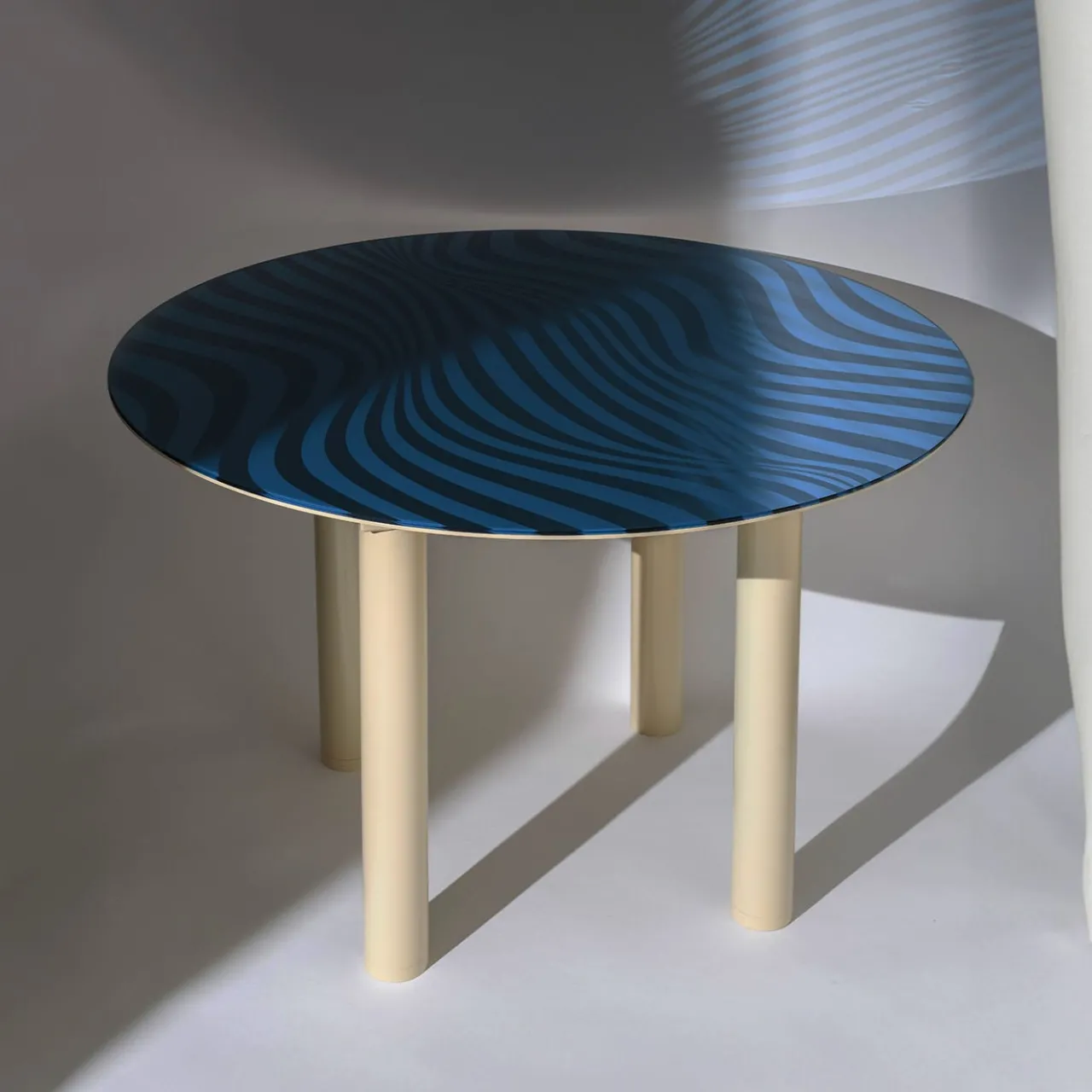 Giogio Barbi Dining Tables<Stripes Optical Round Blue Glass Dining Table
