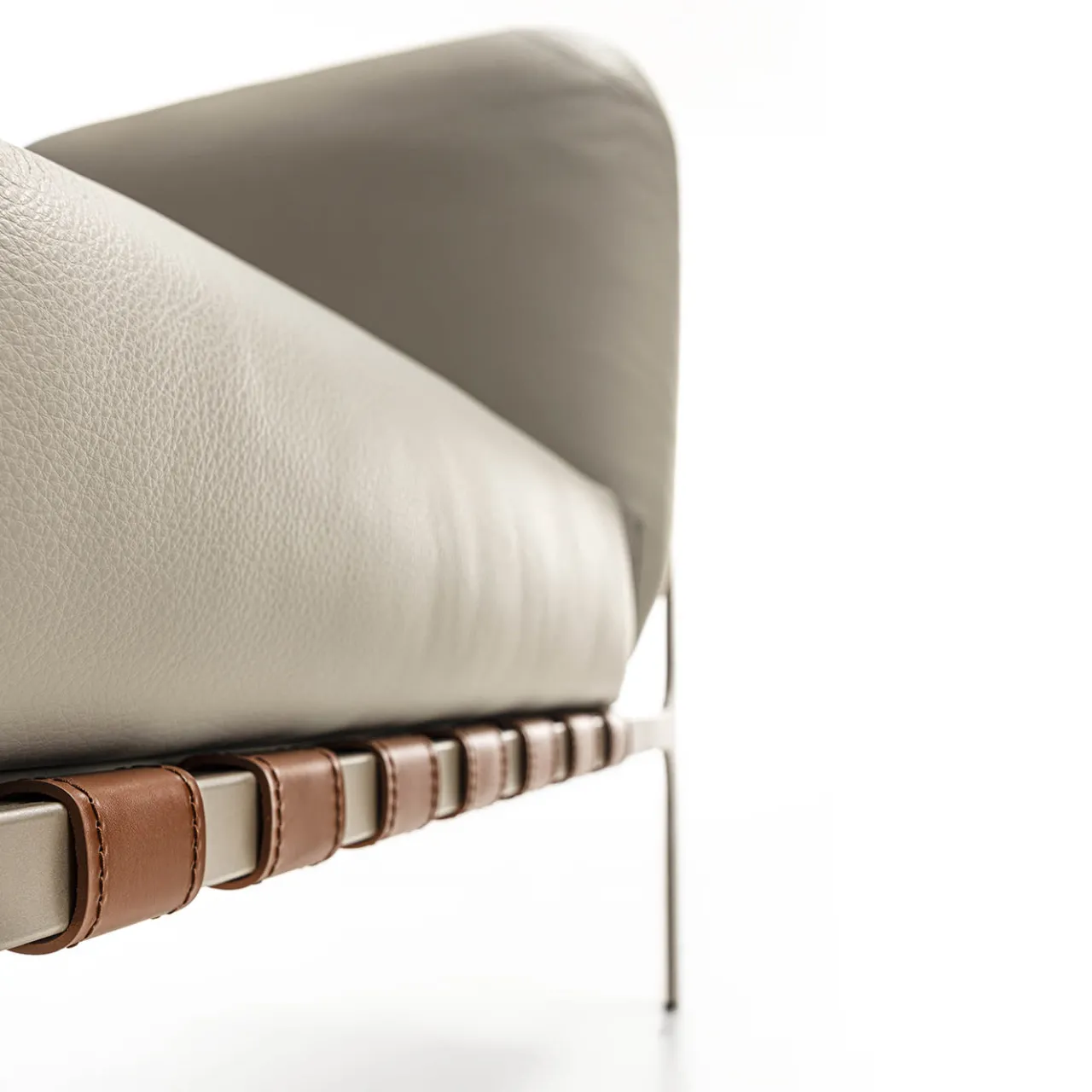 Enrico Pellizzoni Armchairs<Sydney White Leather Armchair