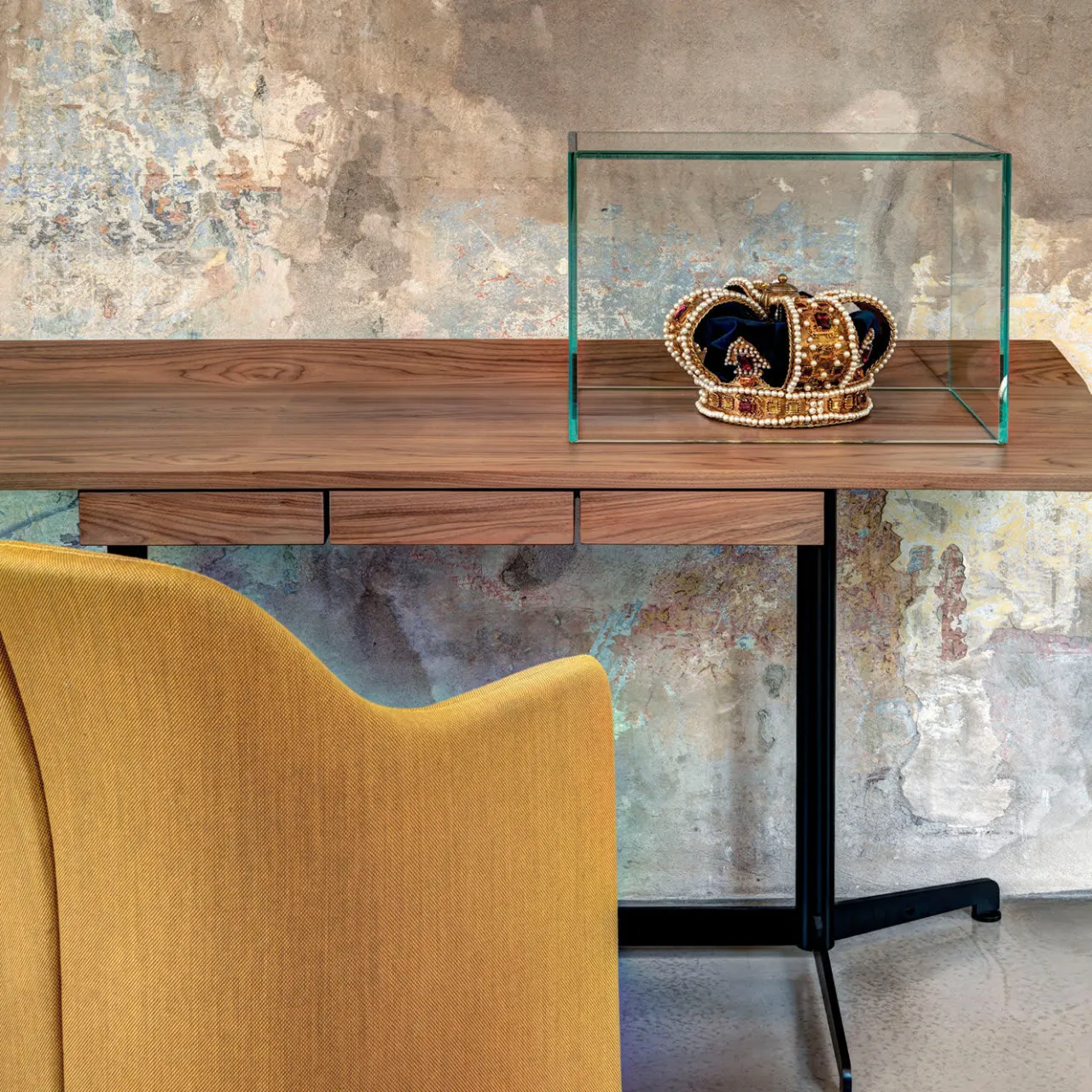 Tecno Spa Desk & Writing Tables<T90 Desk by Osvaldo Borsani