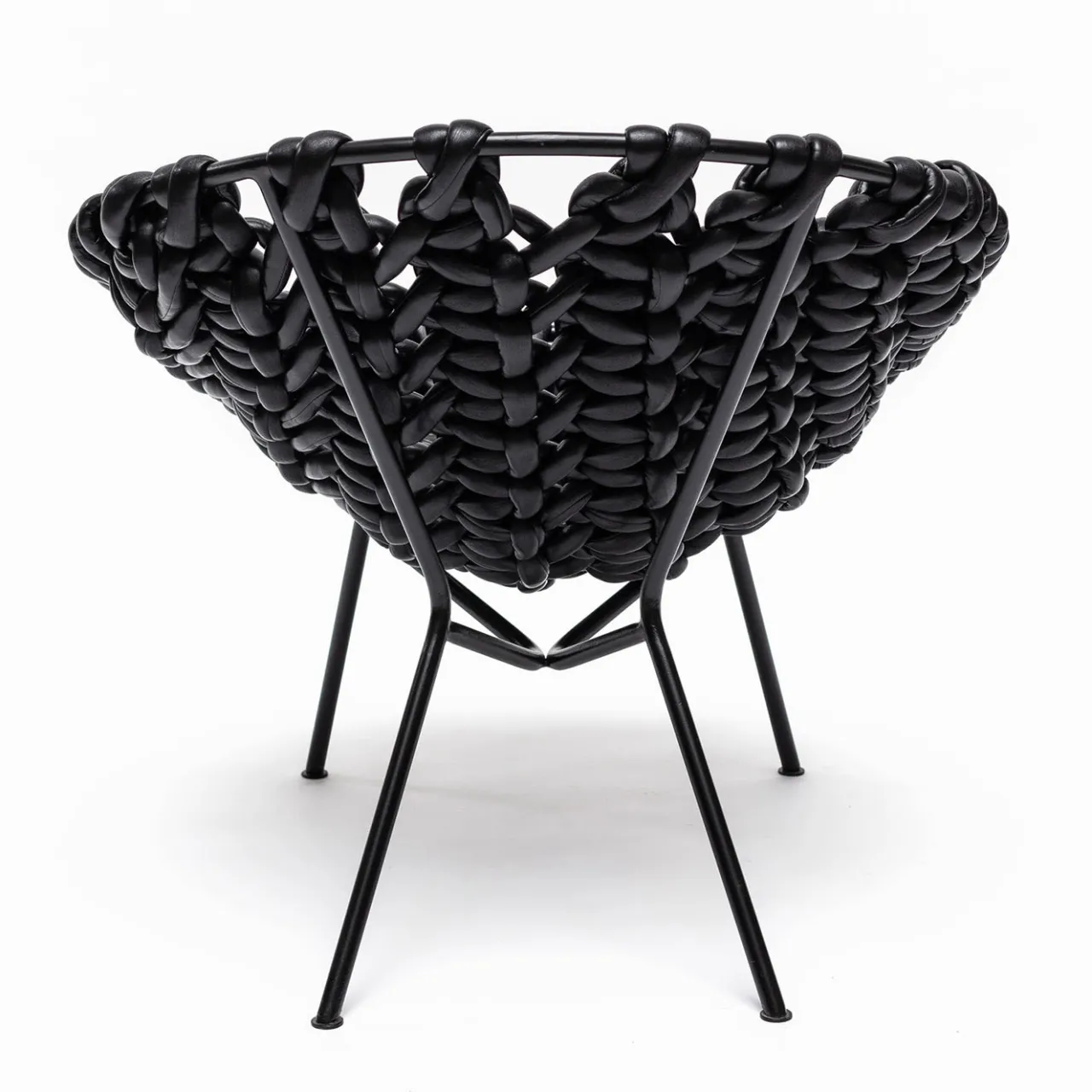 Craafts Lounge Chairs<T1 Indoor Black Chair