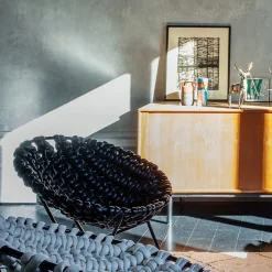 Craafts Lounge Chairs<T1 Indoor Black Chair