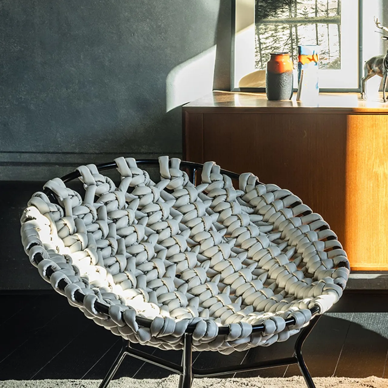 Craafts Lounge Chairs<T1 Indoor White Chair