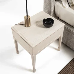 Galimberti Nino Nightstands<Taisha Beige Wood Nightstand
